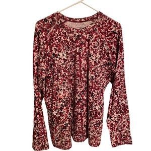 Women’s shirt by Warm Essentials, size xxl